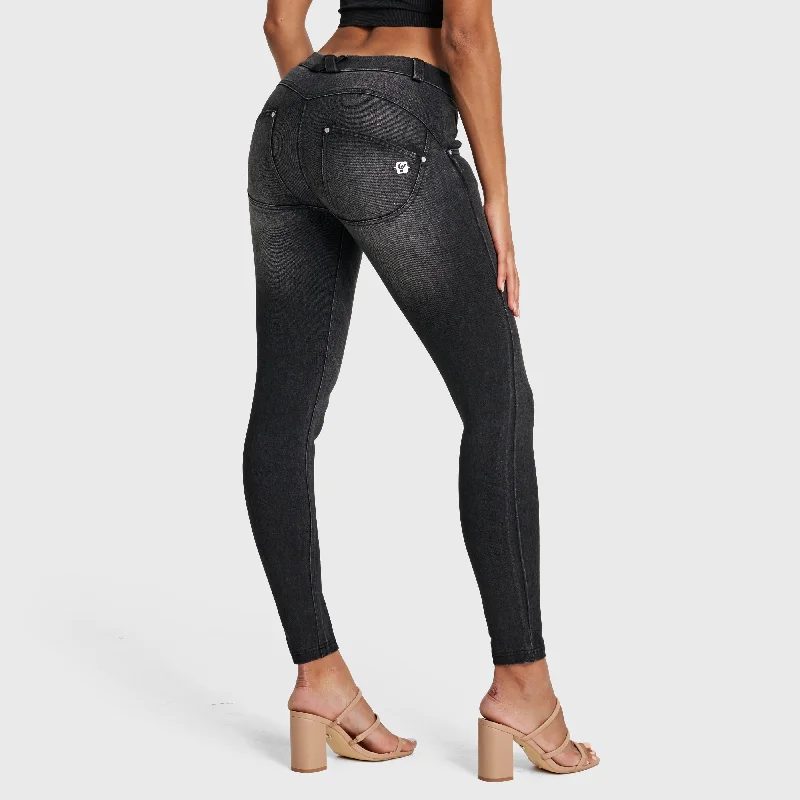 WR.UP® Snug Jeans - Mid Rise - Full Length - Black + Black Stitching