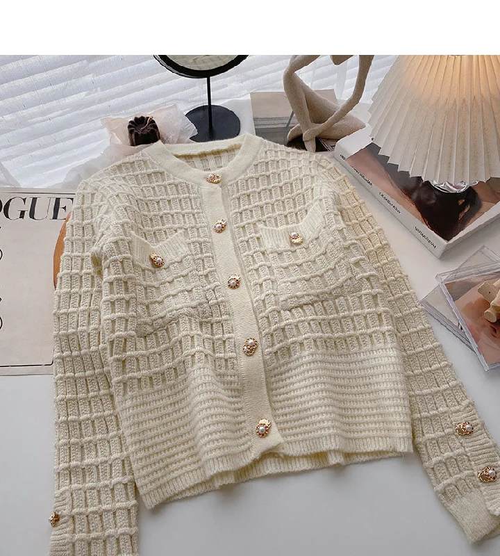 Xiaoxiangfeng gold silk knitted long sleeved single breasted plaid sweater  6140