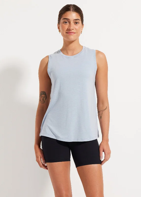 Essential Muscle Tank