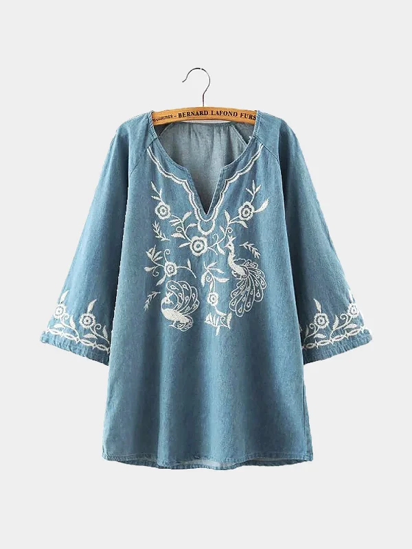 Wholesale Blue V-Neck 3/4 Sleeve Length Embroidered Mini Dress